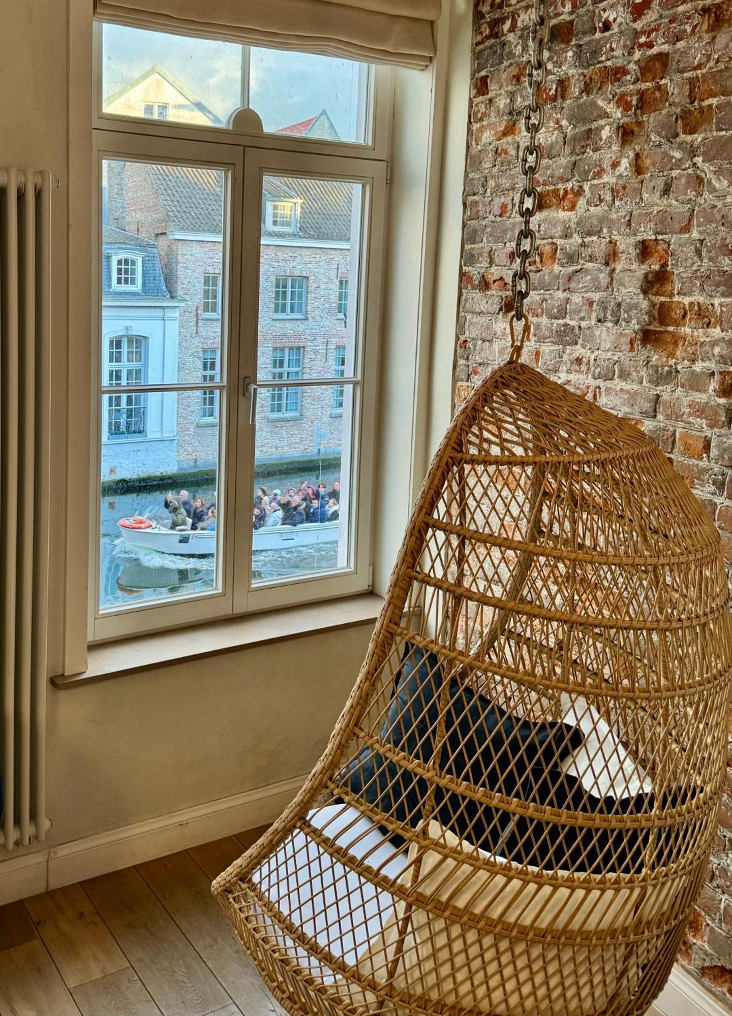 Bed and Breakfast Sleeping Swan Brujas Exterior foto