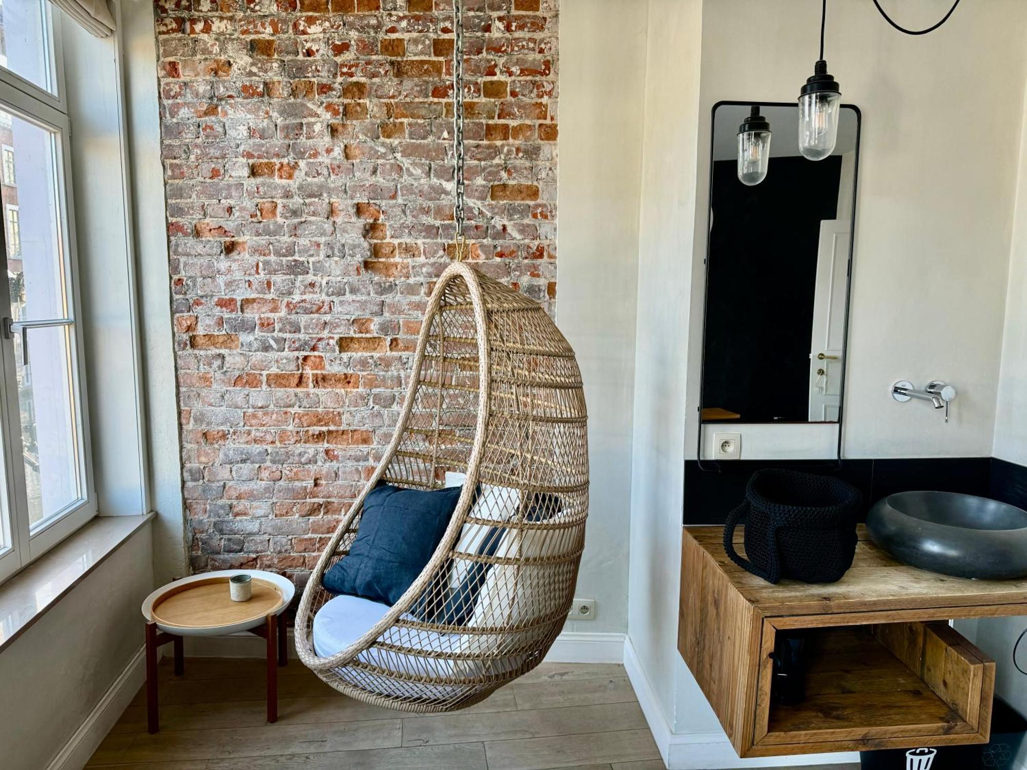 Bed and Breakfast Sleeping Swan Brujas Exterior foto